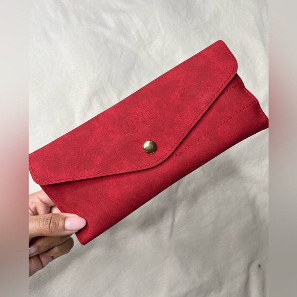 Luxie- 8 Gold Brush Set With red Brush Holder Case - Picture 5 of 9